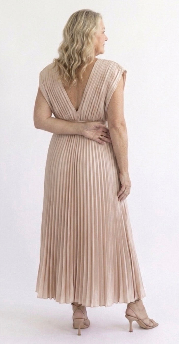 Cecily™ | Timeless Pleated Midi Dress