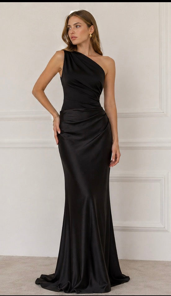 Lenora™ | Maxi Dress with a Guilt in Satin