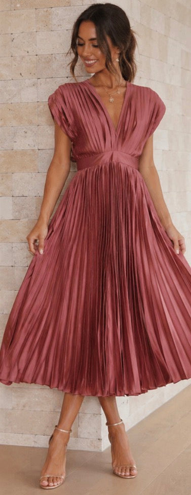 Cecily™ | Timeless Pleated Midi Dress